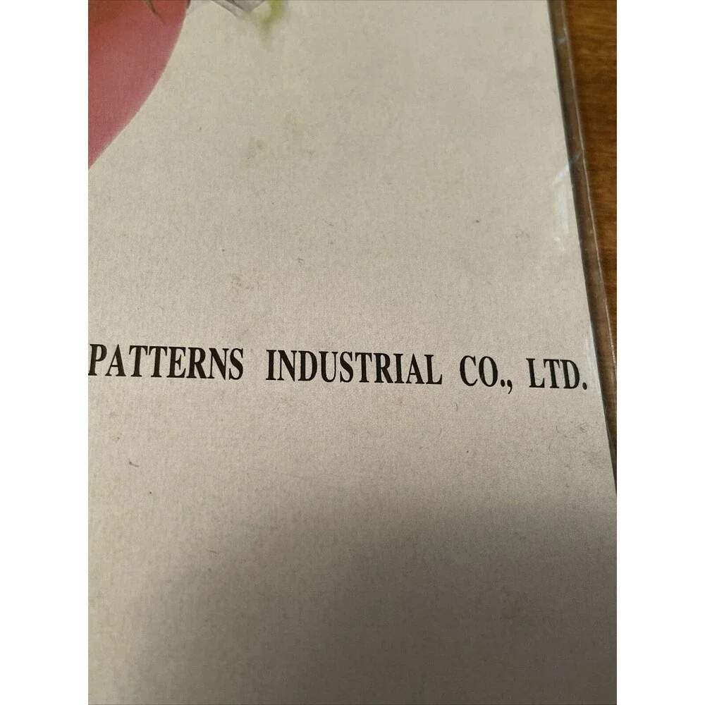 Girl's Patterns Sz M Industrial Yellow Fashion Footed Tights Dance Exercise Play